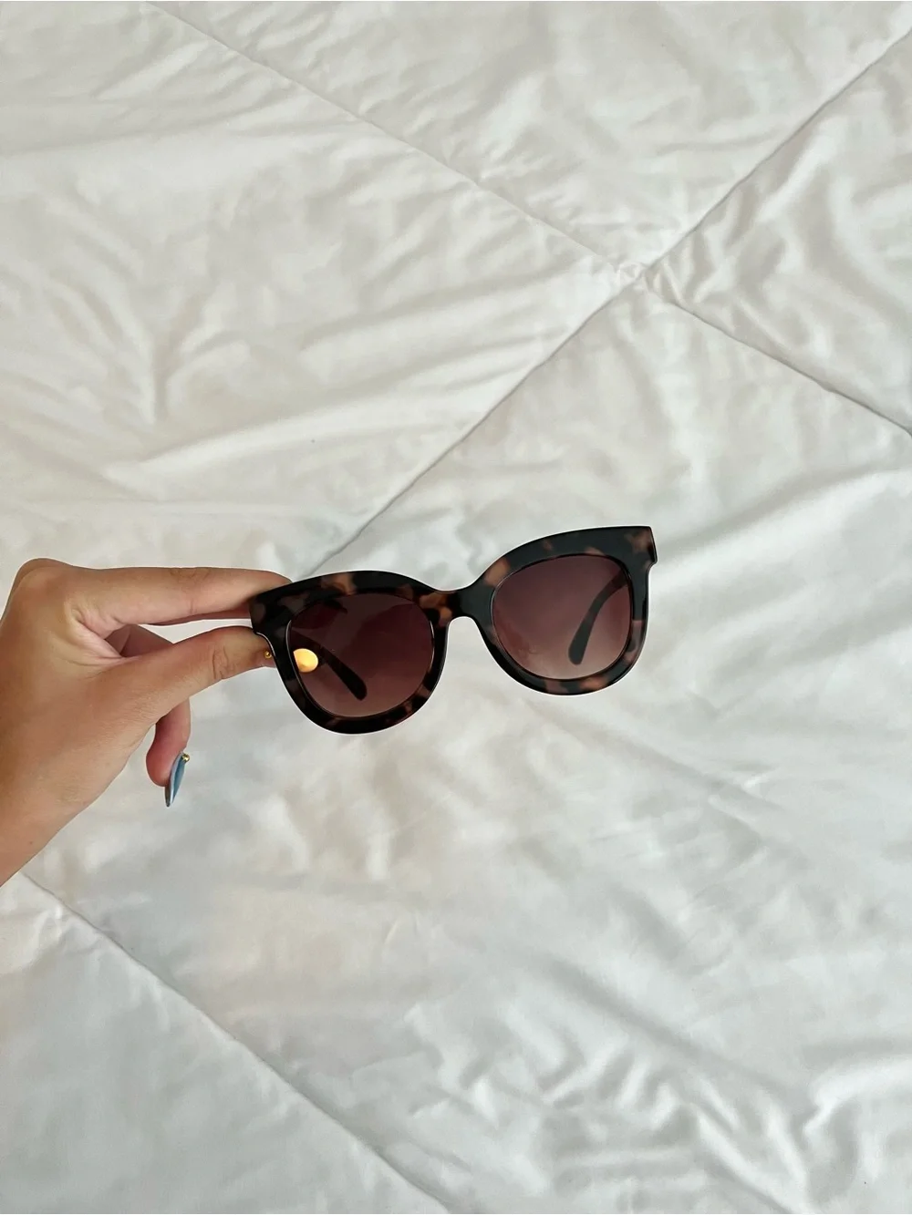 Boutique Brown sunglasses